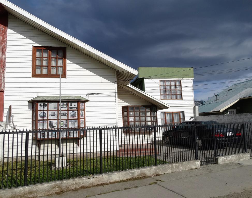 Hospedaje Familiar Punta Arenas Exterior photo